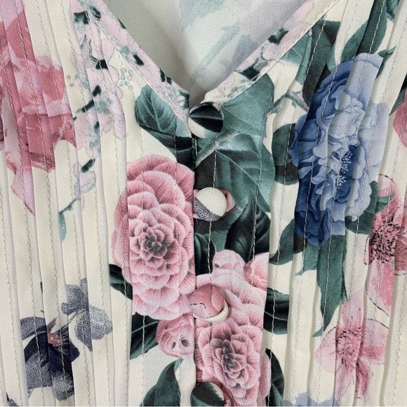 Torrid 1X | 14/16 Plus Size Babydoll Georgette Pintuck Long Sleeve Blouse Floral - Picture 2 of 15